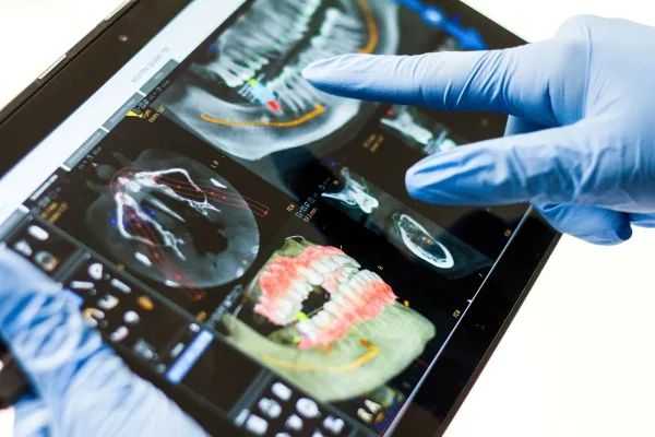 Do Dental Courses Help Your Future Career as a Dentist?
