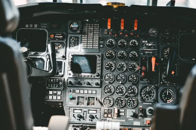 5 Enterprise Communication Platforms for Defense Electronics