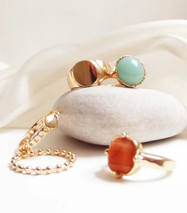 5 Fashion-Forward Gem Accents for Sophisticated Looks