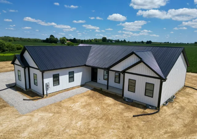 Reading a Pole Barn House Floor Plan Before You Commit to One
