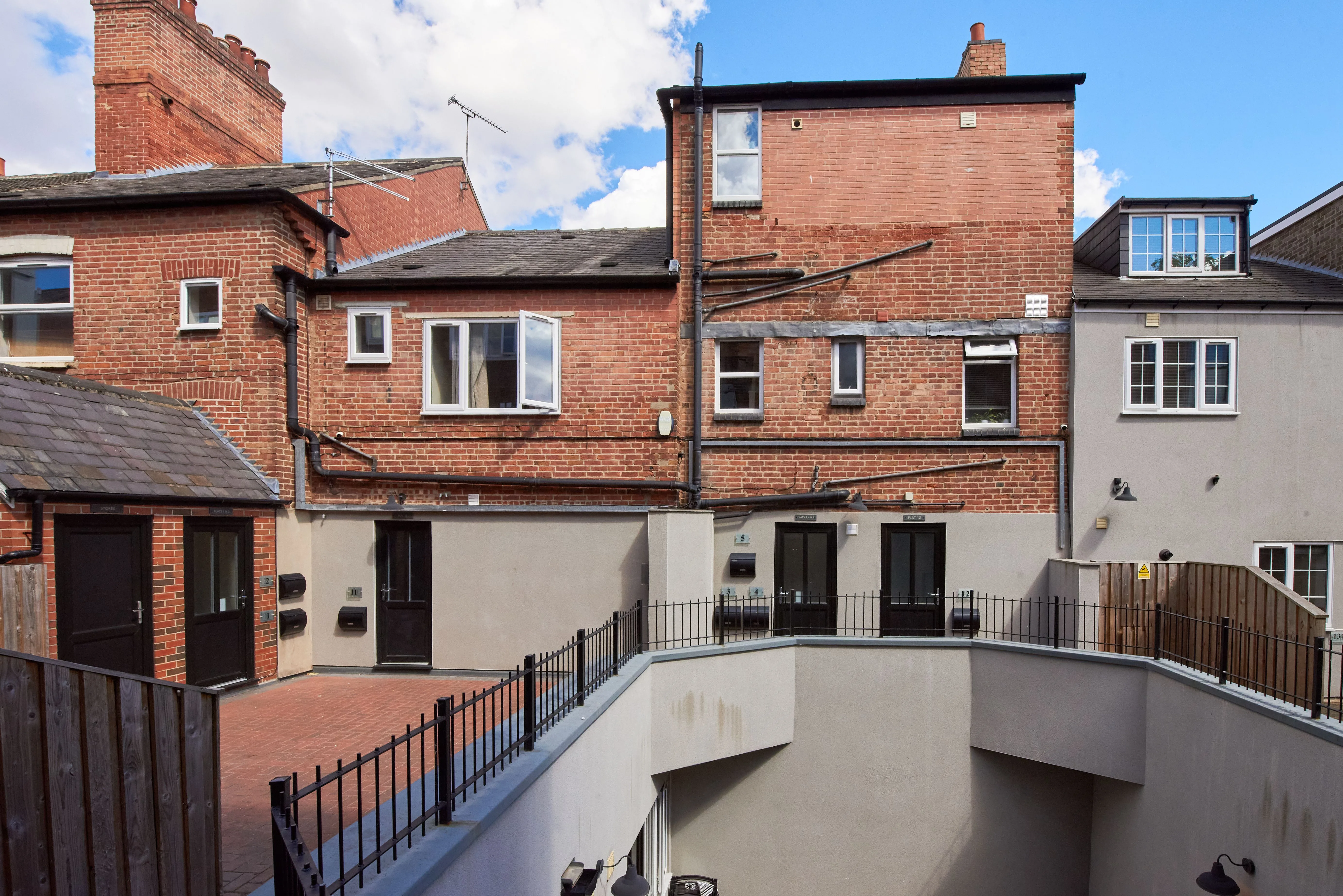 7 Bed Student House in Nottingham – Ideal to Live in a Large Group of Students
