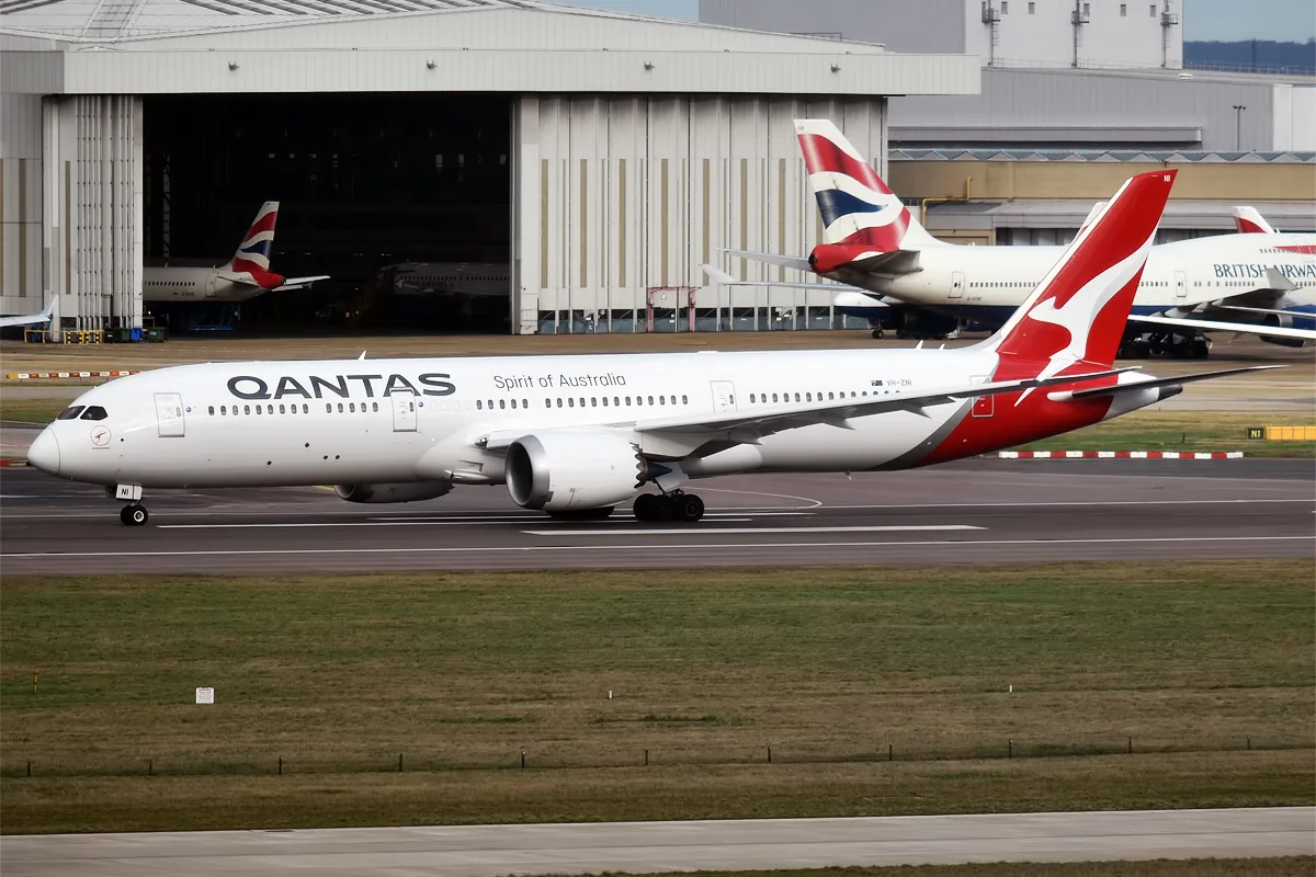 How Long Does It Take to Fly from Melbourne to Lebanon?