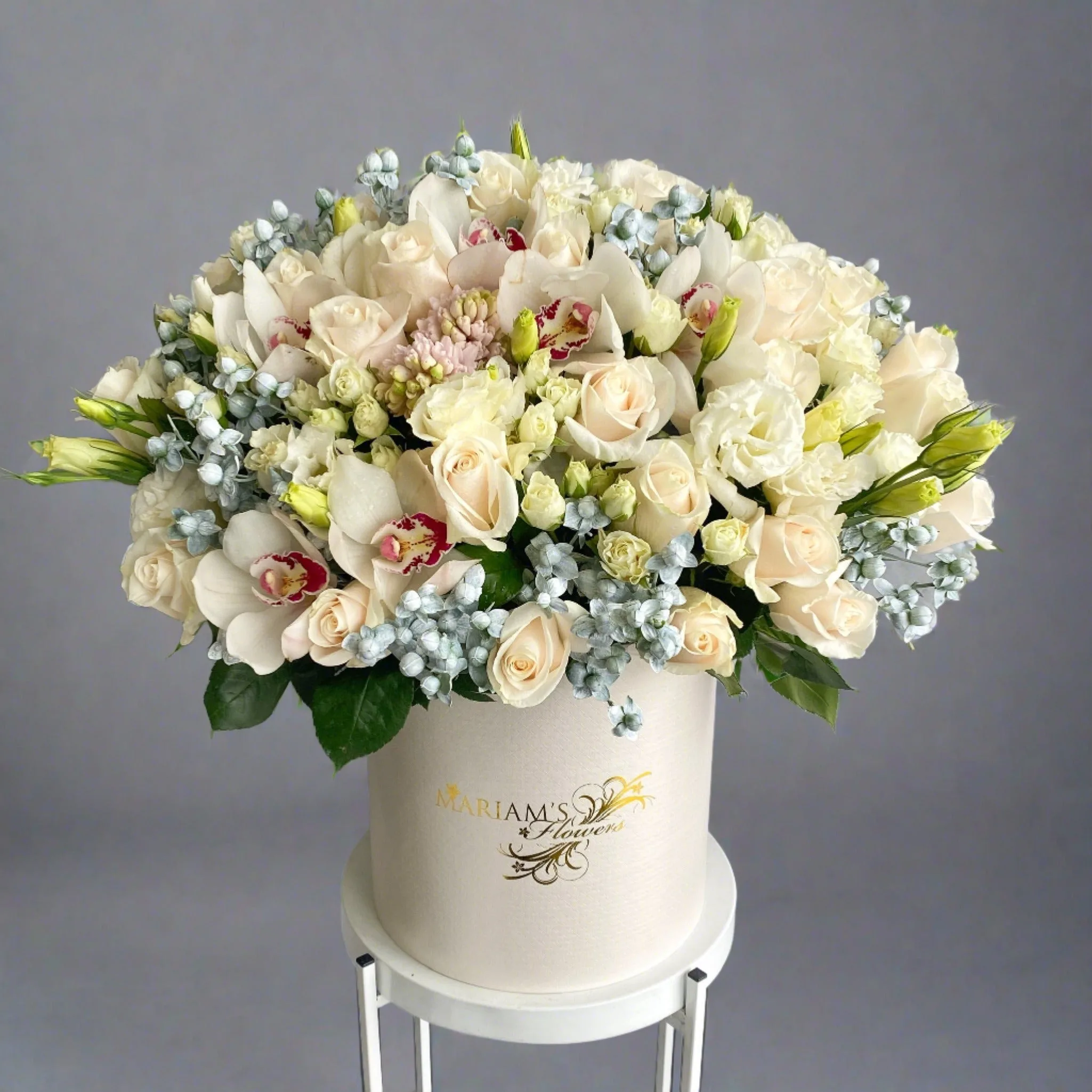 Buy White Roses Flower Bouquet Online for Timeless Elegance and Grace
