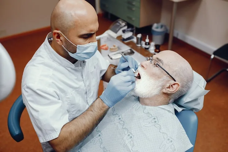 Dental Implants vs Dentures: Which Is the Better Choice for Patients in Tambaram?