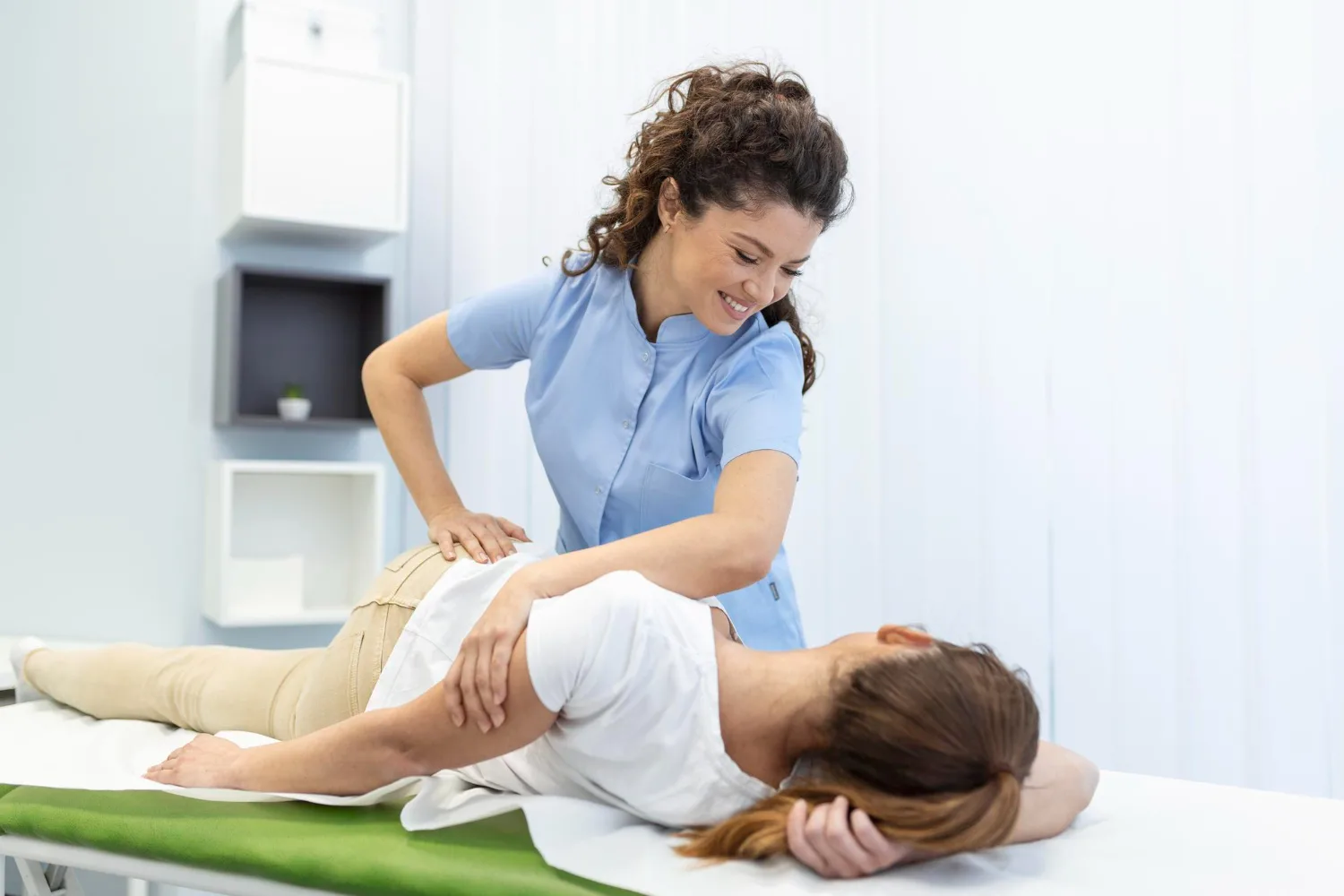 How Chiropractic Care Supports Fluid Movement During Routine Daily Tasks