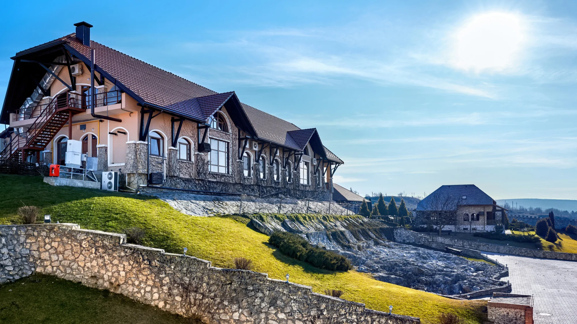 How to Transfer Large Sums of Money Abroad for Property Purchase