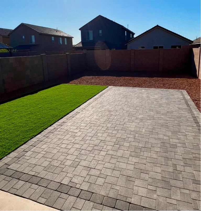 Navigate Landscaping Challenges in Arizona Effectively