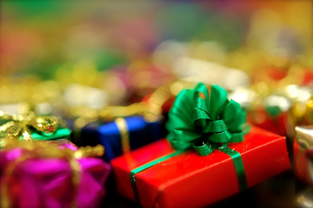 Corporate Gift Items Dubai: Best Luxury Gift Types for VIP Clients and Executives