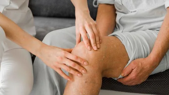 Knee Pain After 40? What the Best Orthopedic Surgeon in Ahmedabad Wants You to Know