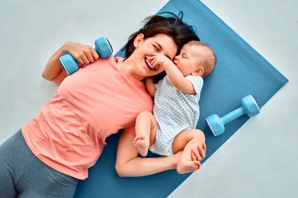 Fit mit Baby Berlin – Mama Baby Kurs bei CrossFit Icke