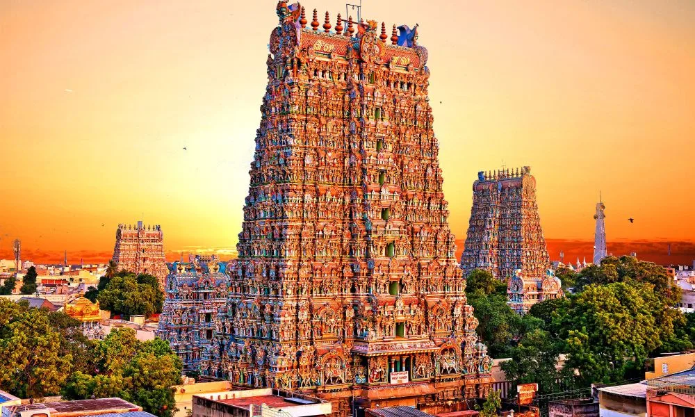 Book 12 Days South India Temple Tour with Travelogy India