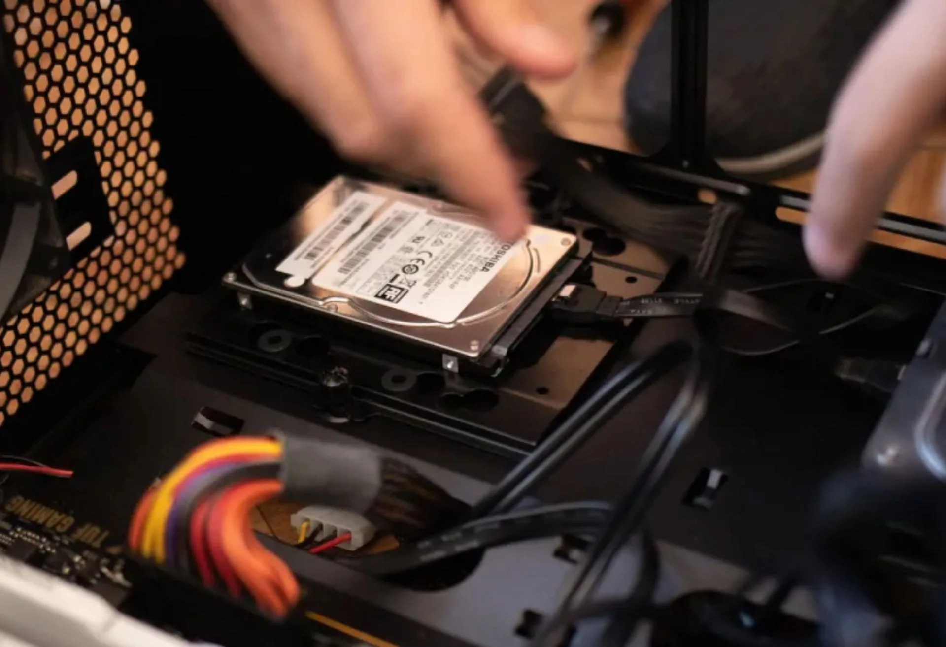 Woodland Hills Computer Repair Guide: Costs, Timelines & Tips