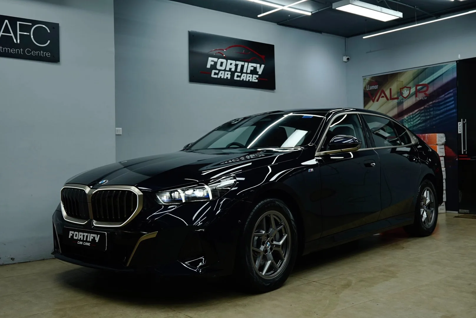 How Ceramic Coating Reduces Long Term Car Maintenance Costs