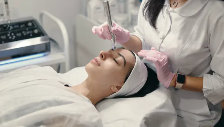 Best Dermatologist Clinic in Mumbai: Complete Guide to Advanced Skin & Hair Treatments