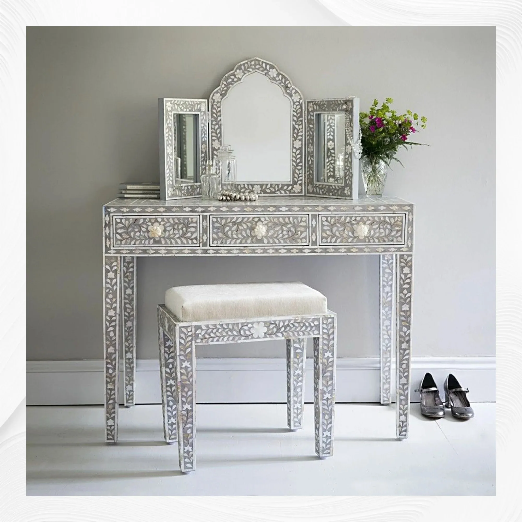 Hotel Console Table: The Perfect Blend of Elegance, Functionality, and Luxury Handicrafts