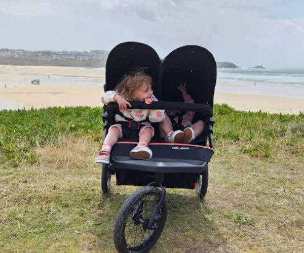 Best Twin Pushchairs for Uneven Ground and All-Terrain Walks