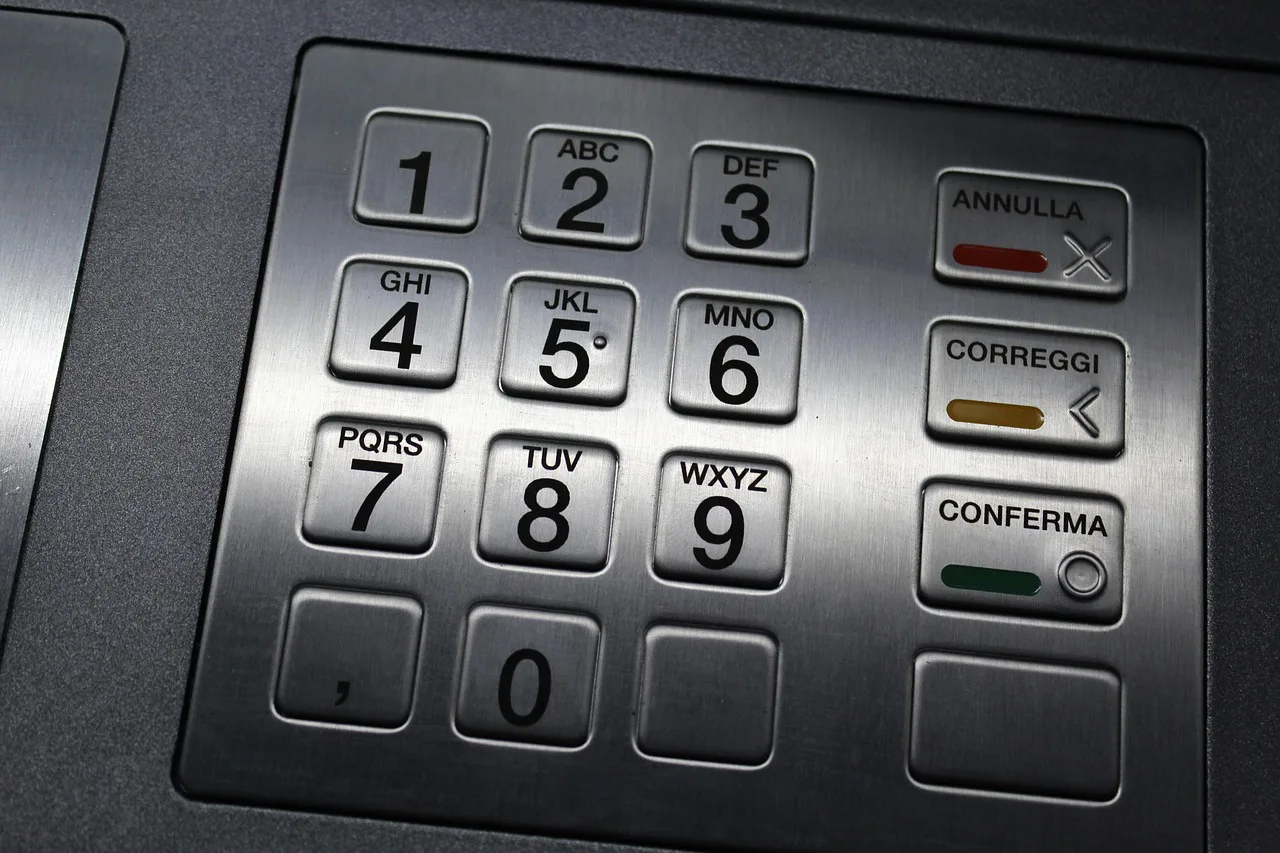 Lease an ATM or Buy One? What Business Owners Should Know