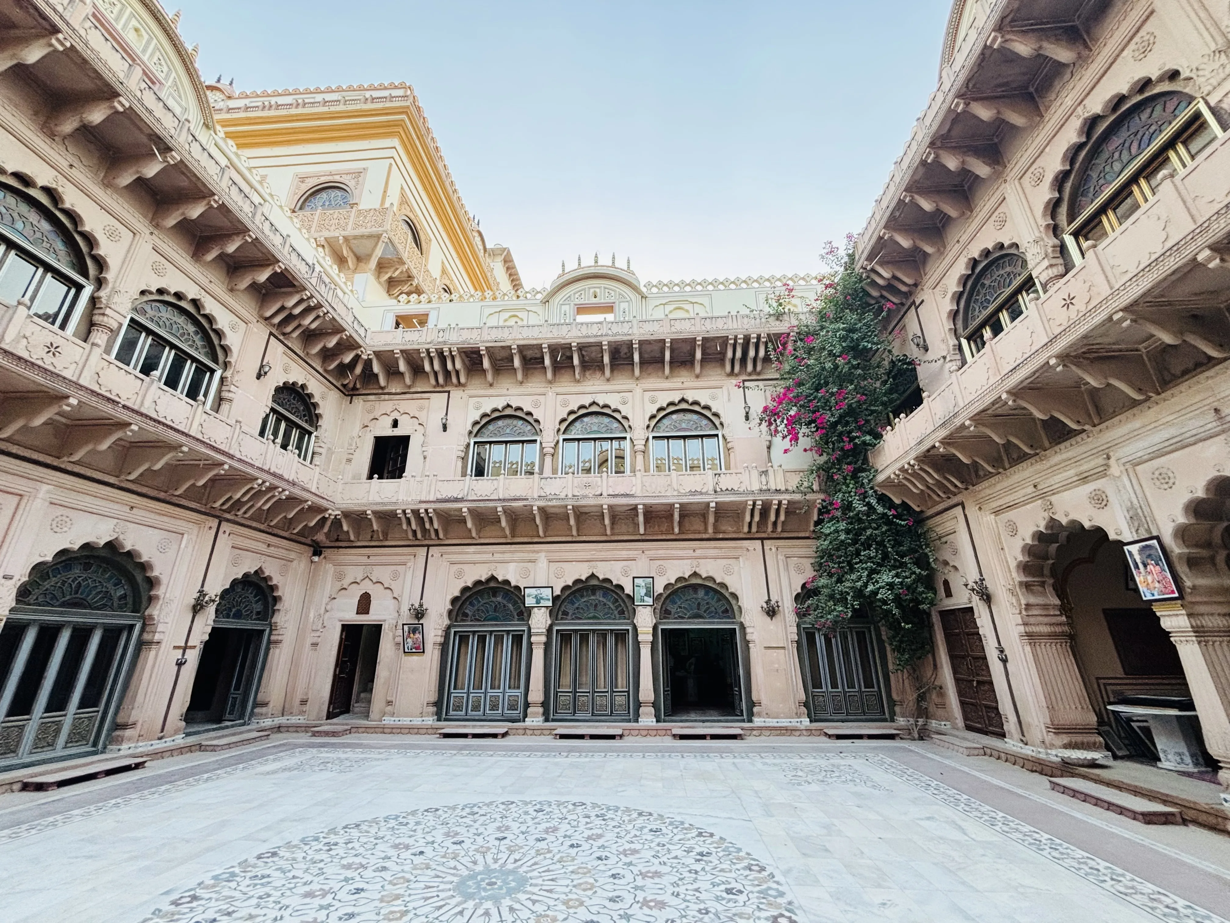 Why Is a Palace Stay Better Than a Rushed City Plan for a Bharatpur Weekend?