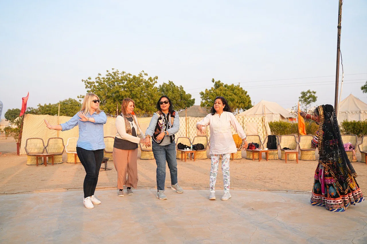 What Should Couples Check Before Booking a Desert Resort in Jaisalmer?