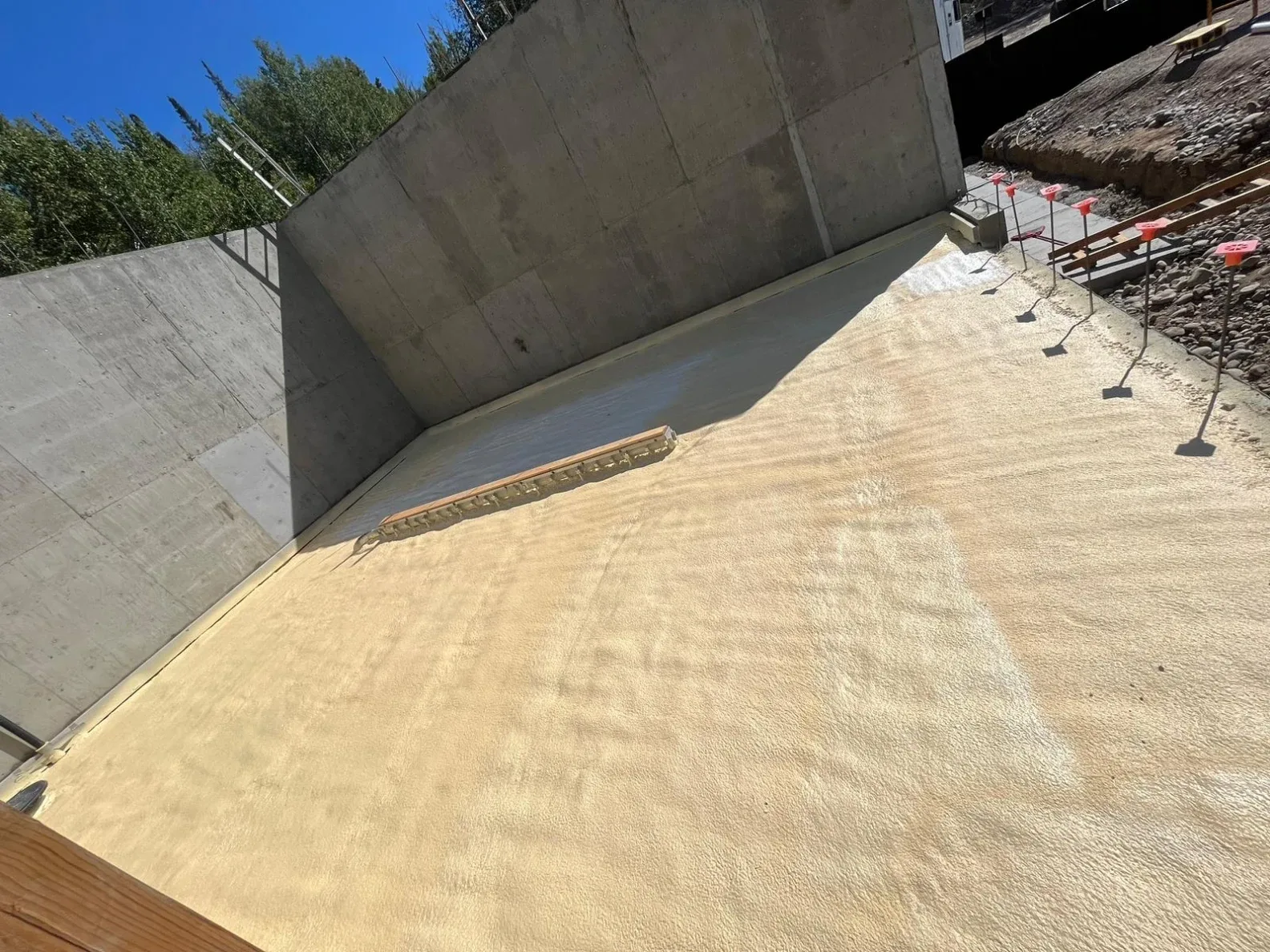 Black Spots on Insulation: What Causes Them and Why You Should Not Ignore Them