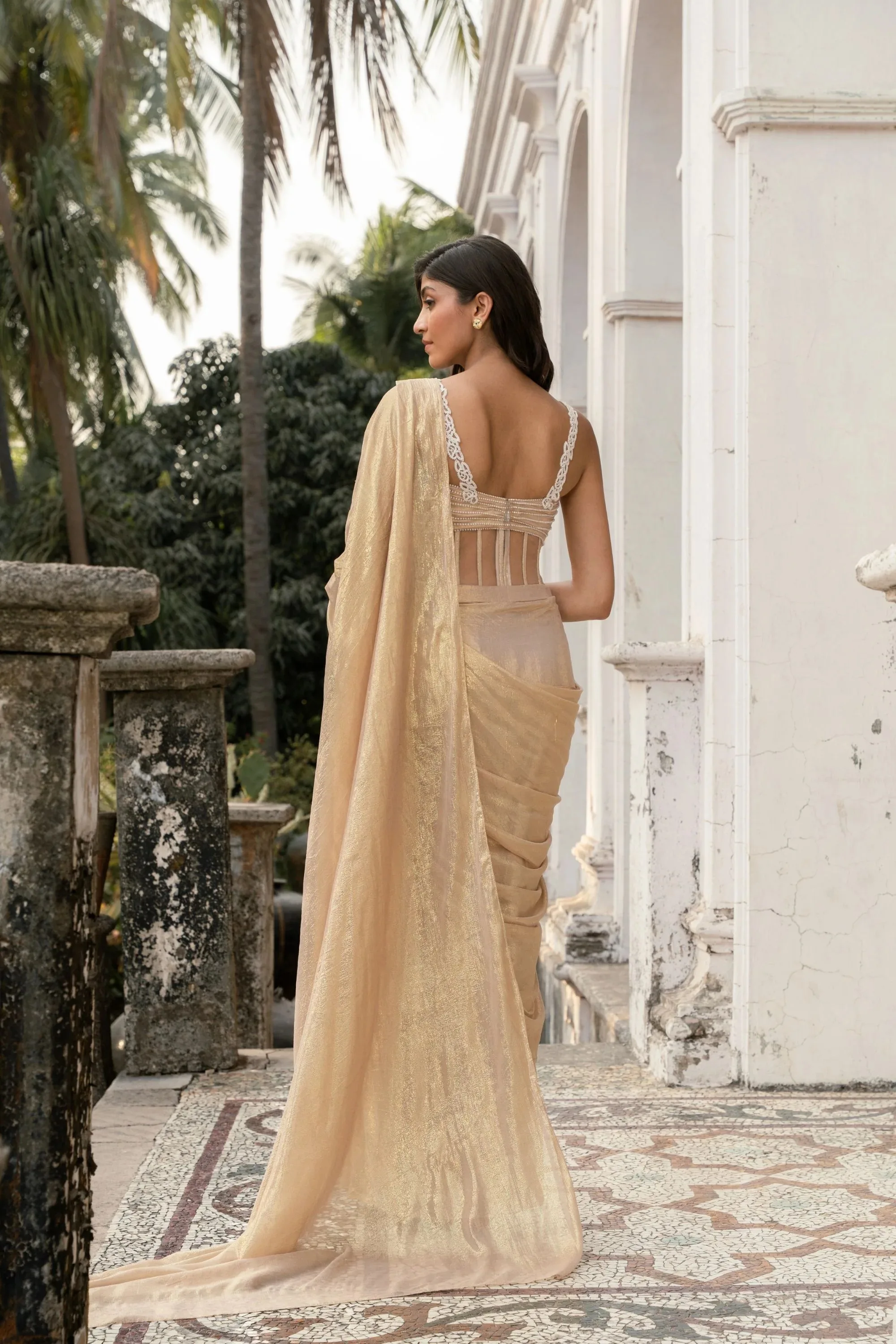 What Makes Cocktail Sarees the Perfect Choice for Modern Party Wear?