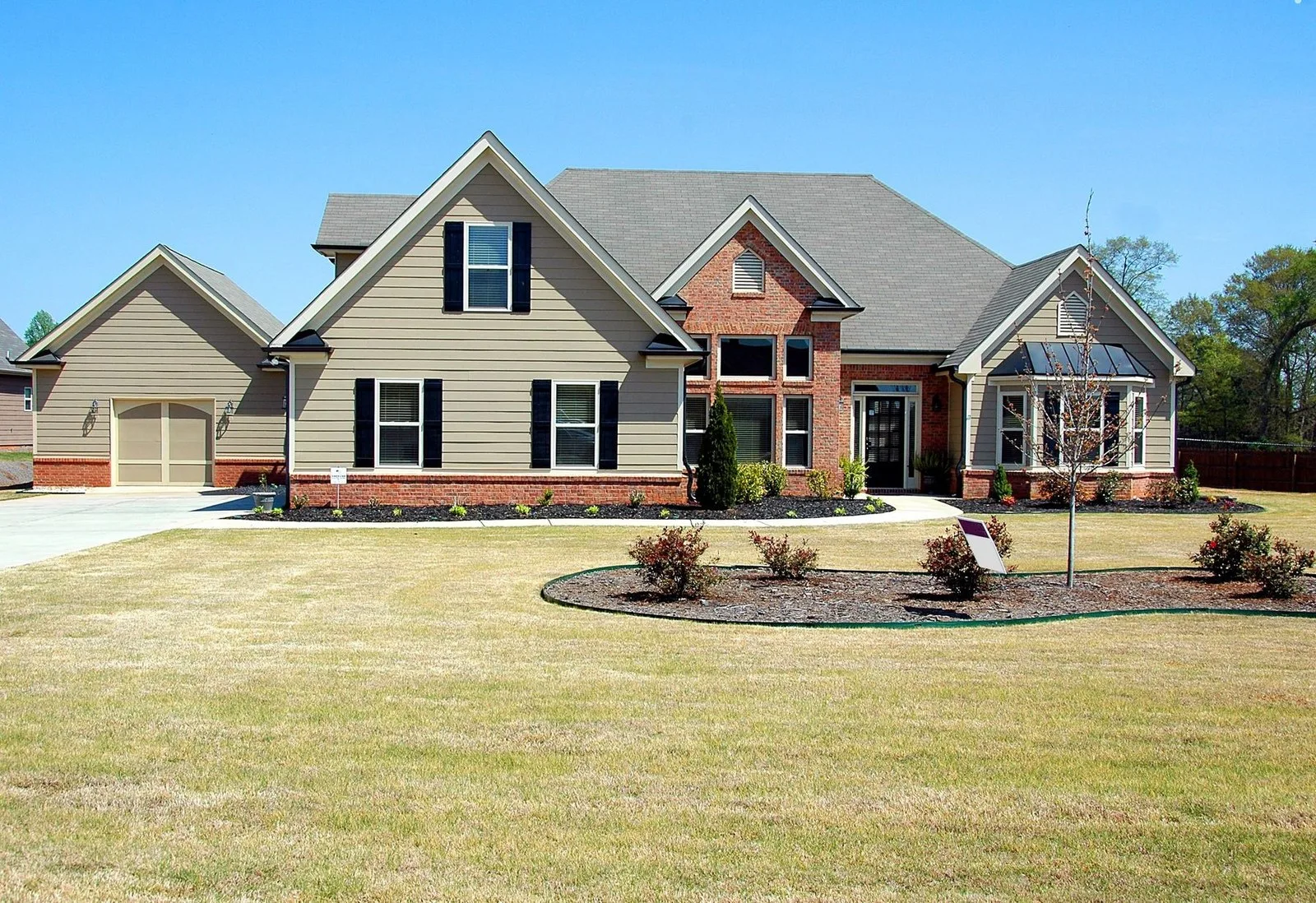 Home Improvement Decisions That Should Be Based on Condition Not Trends