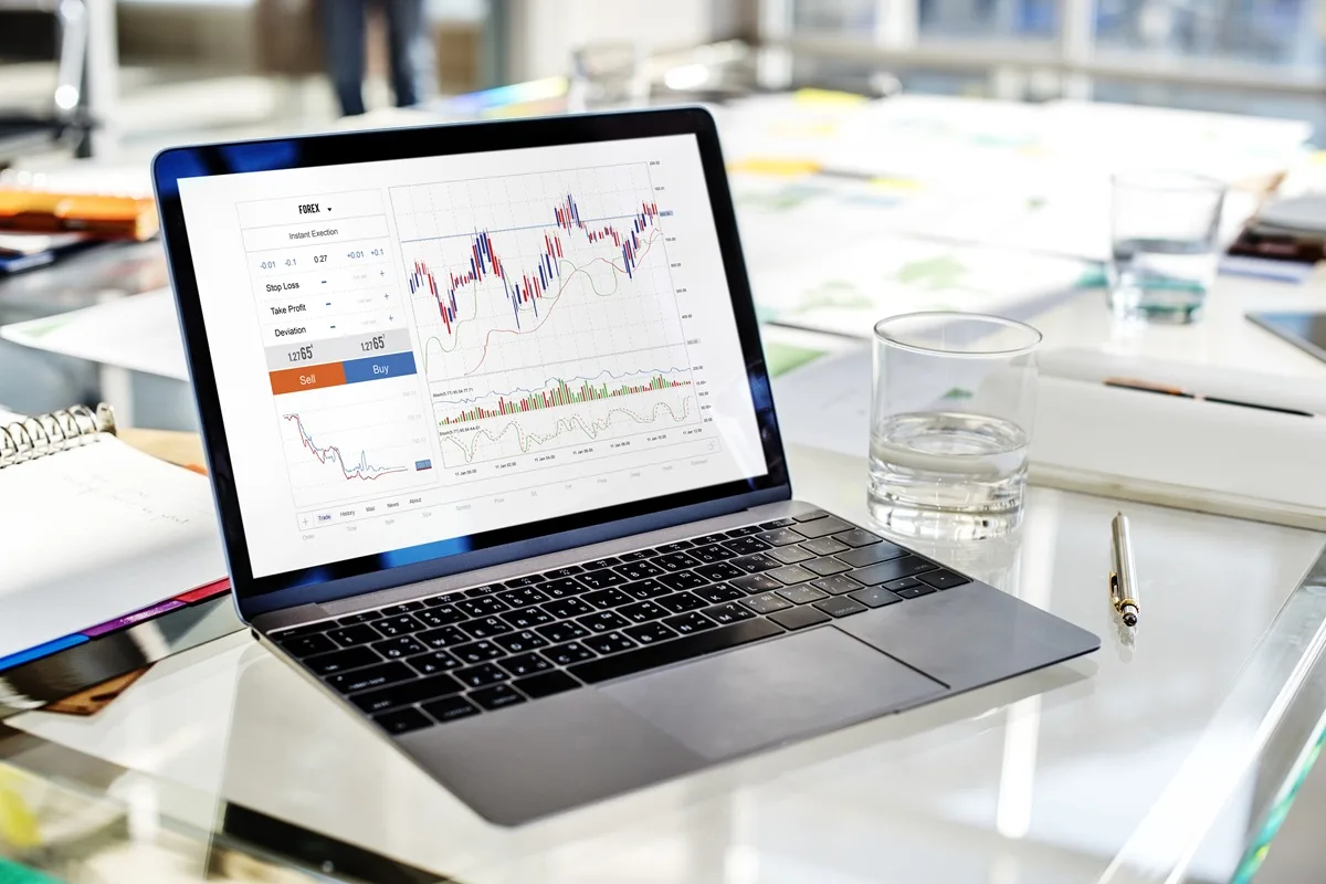 Standard Account vs ECN Account: Which Fits Your Trading Style?