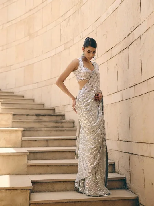 Why Choose a Designer Saree for Wedding Celebrations?