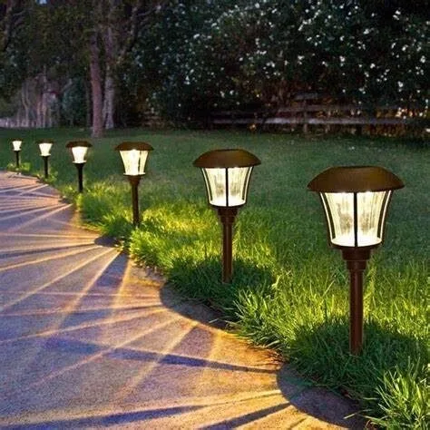 Solar vs Grid-Powered Street Lights in Nigeria: Which Is Better?