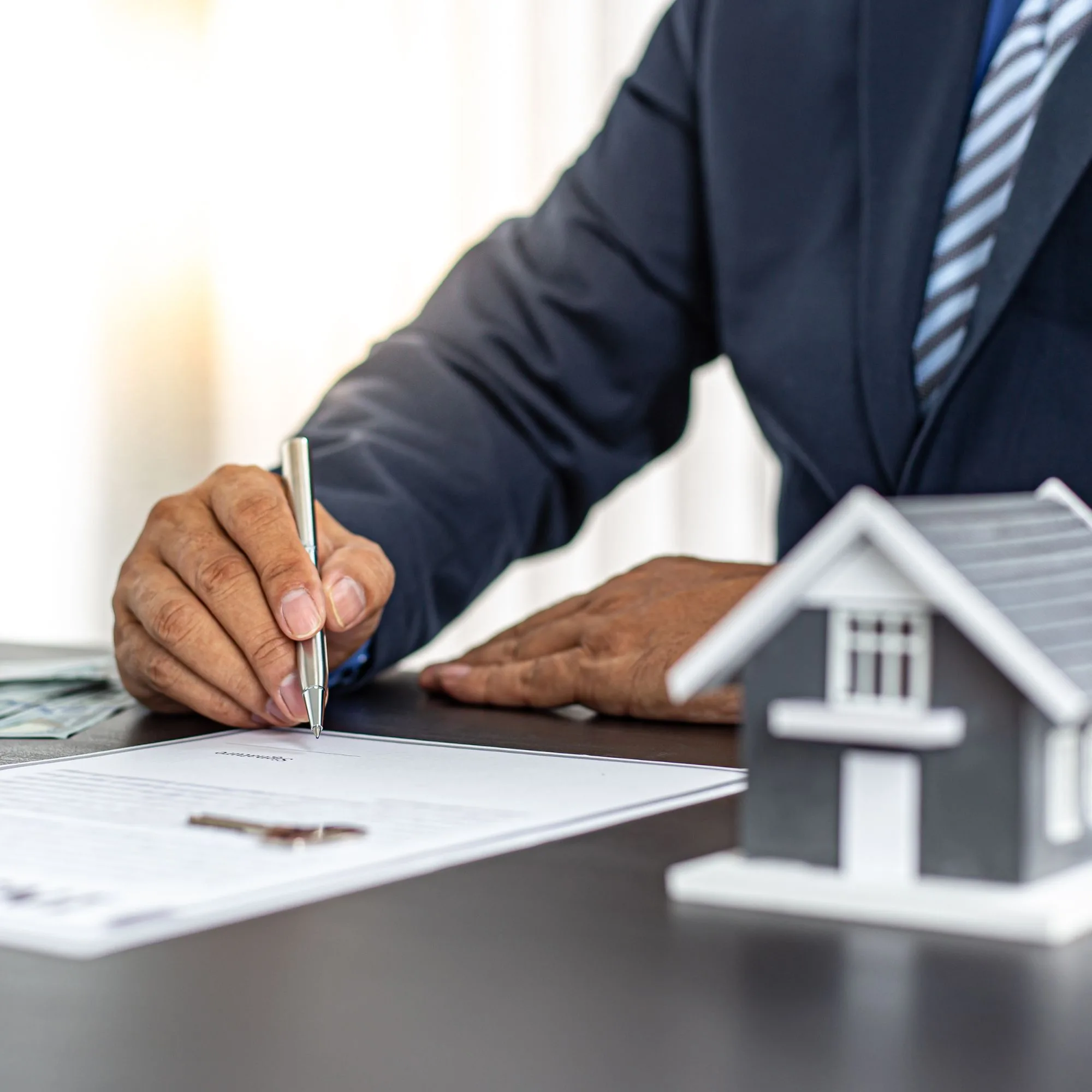 How Real Estate Agents Help You Avoid Costly Property Buying Mistakes