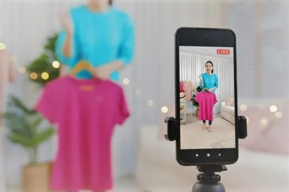 抖音视频流量突然变低怎么办？TikTok购买观看播放次数与内容调整思路解析推荐