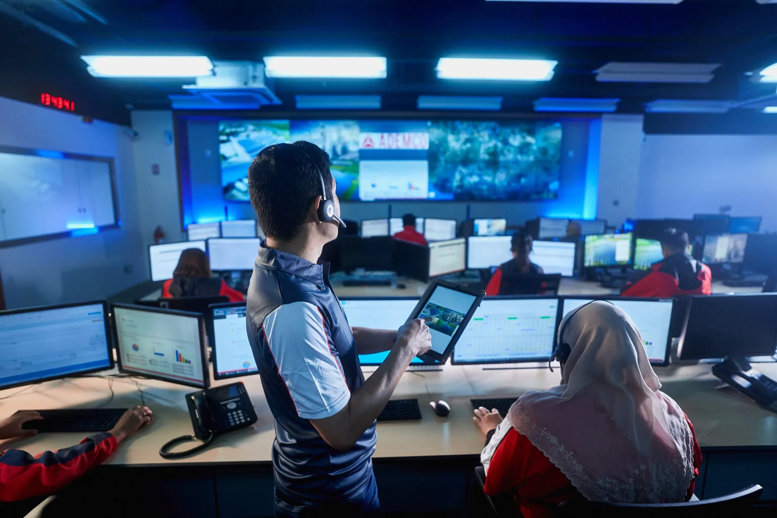 Commercial Security Systems Singapore: Integrated Protection for Modern Businesses