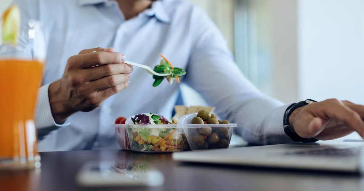 Wellness-Focused Office Lunch Menus: Why Mumbai Companies are Opting Out of Heavy Buffets in 2026