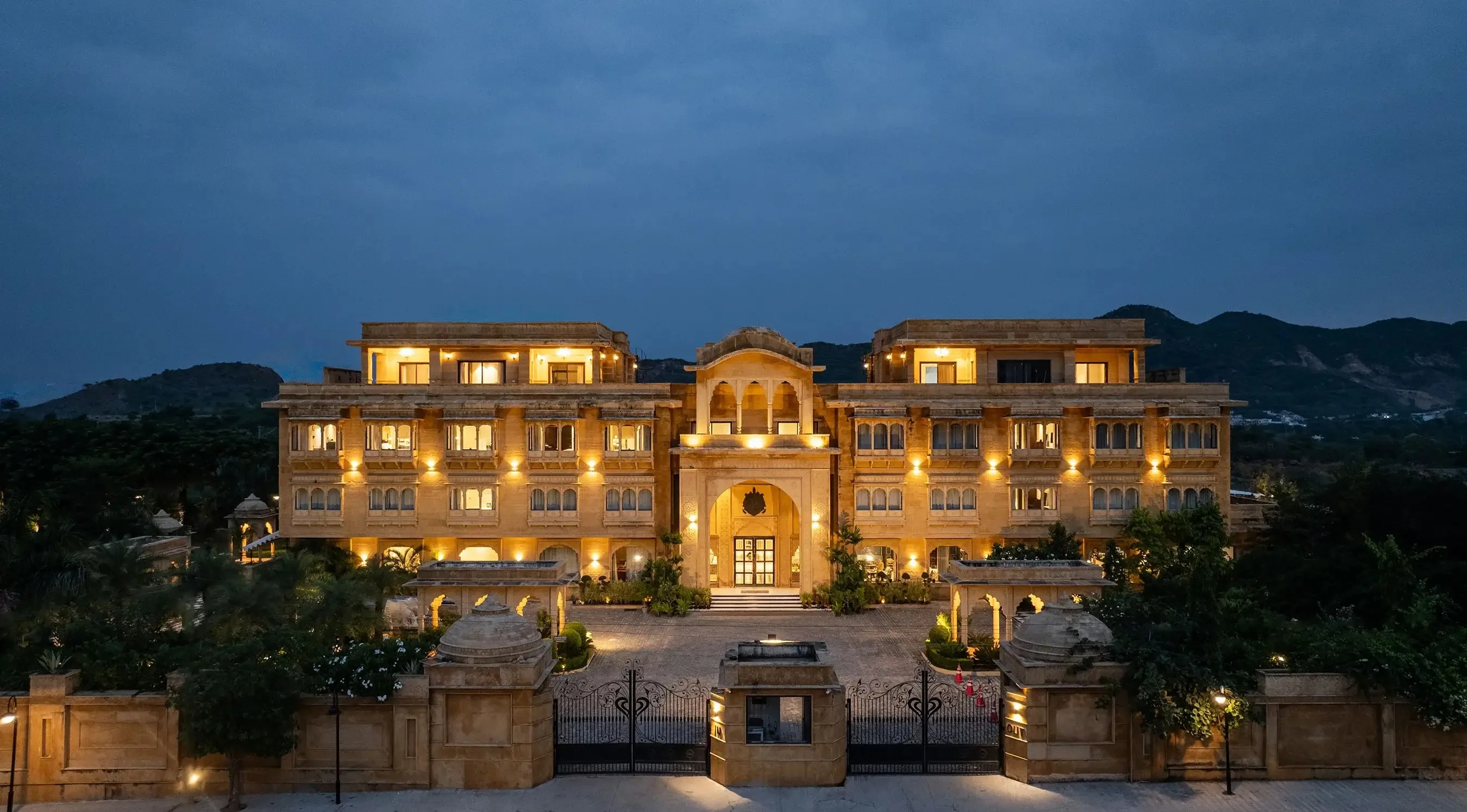 From Kids to Grandparents: What Makes a Hotel Perfect for Family Stays in Pushkar