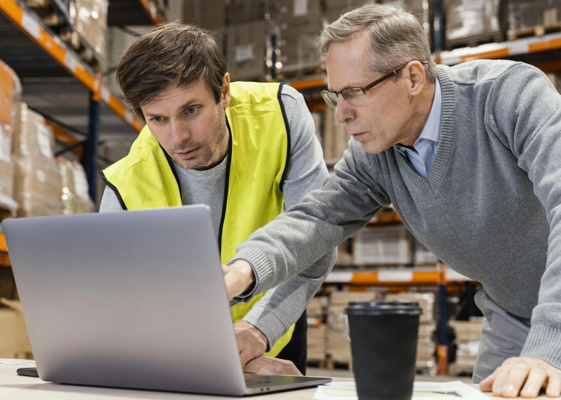 The 3PL Industry vs. In-House Logistics: Which is Better for Your Business?