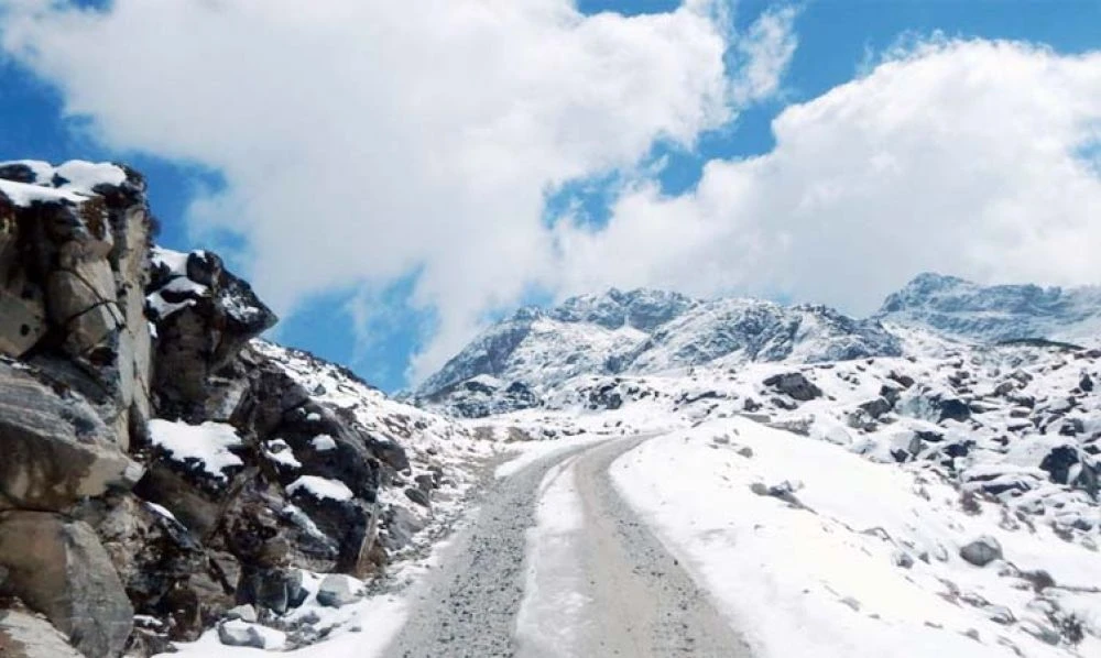 What are the best tourist places in Arunachal Pradesh for an adventure trip?