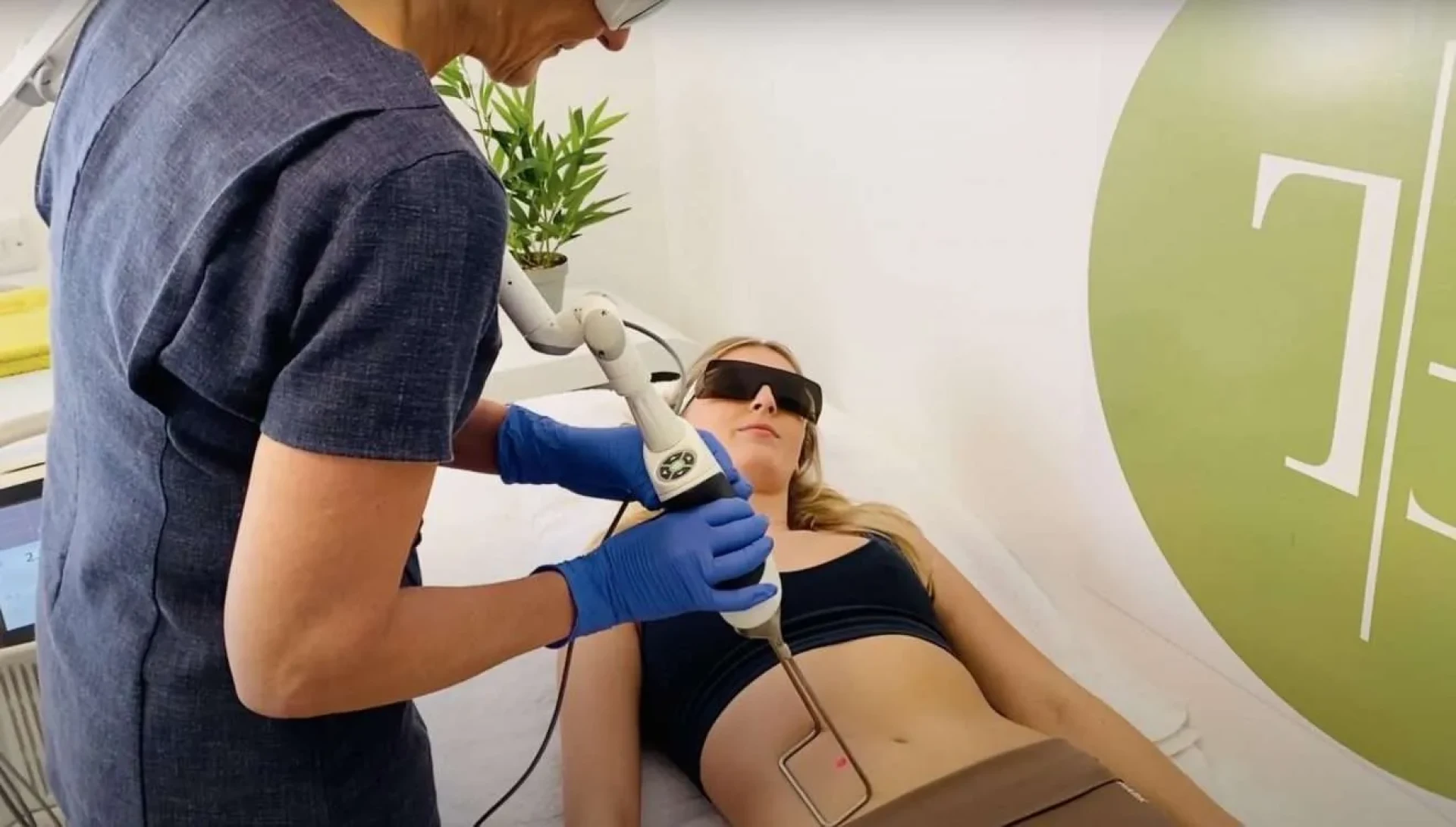 Snoring Solutions & More: Discover Non-Invasive Laser Treatments at Our Health & Aesthetic Clinic
