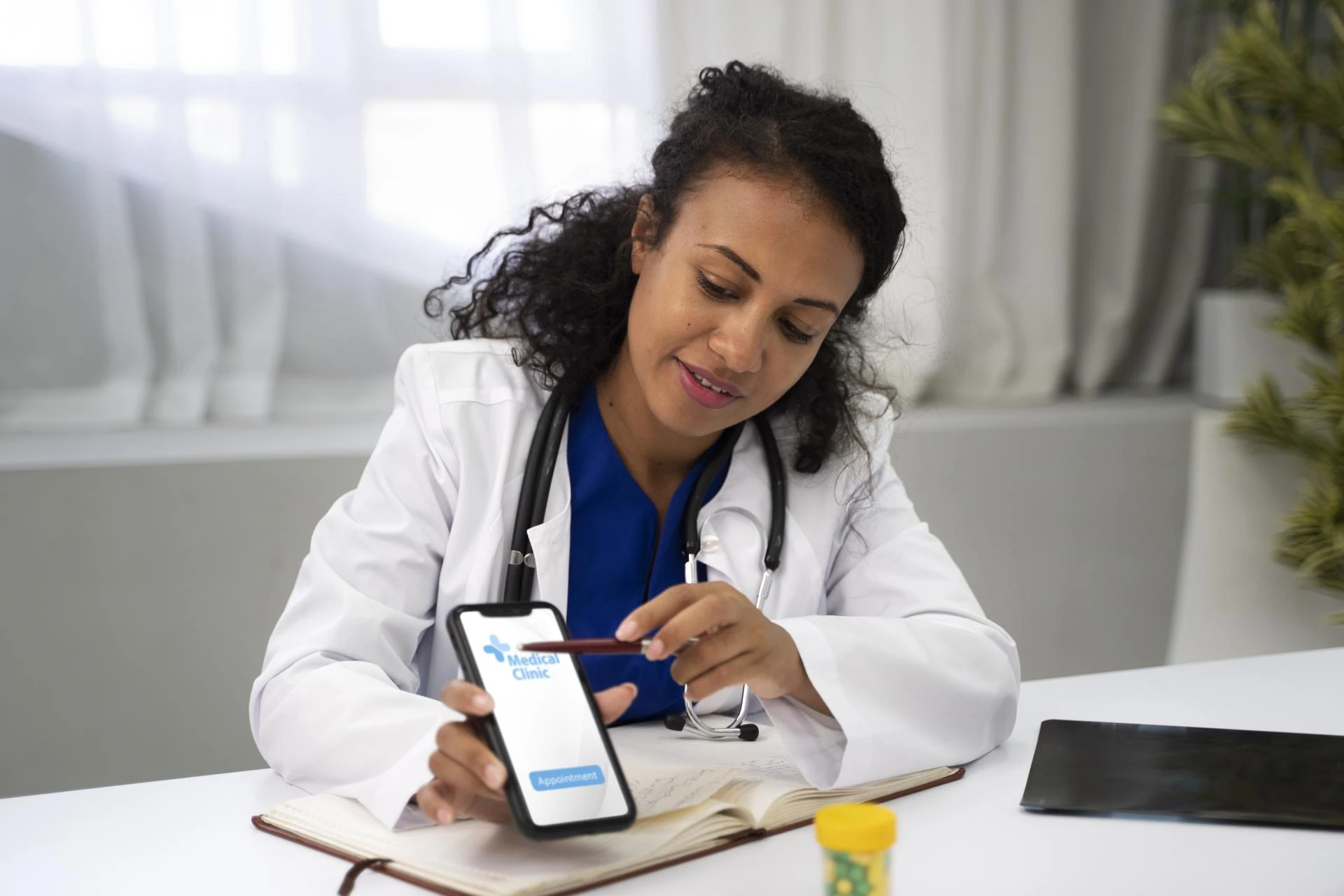 How Outsourcing Medical Billing Can Improve Cash Flow & Reduce Denials