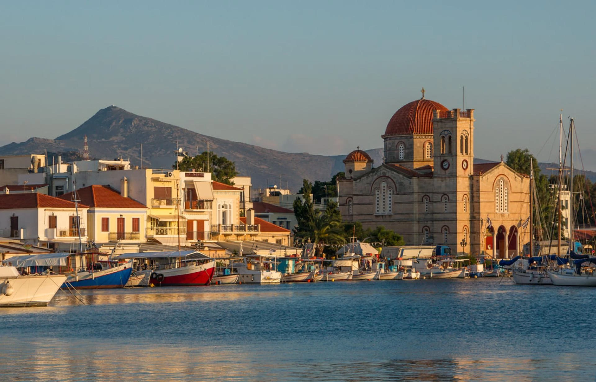 Explore Ancient Legacy with Classical Greece Sightseeing Tour