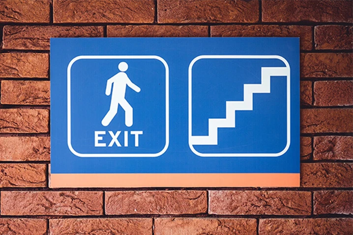 Navigating Success: How Custom Wayfinding Signs Elevate Spaces and Experiences