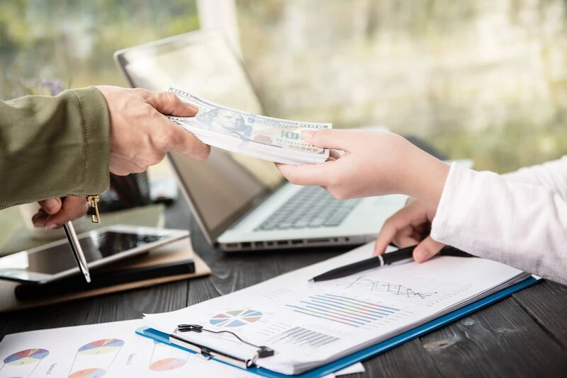 Discover a Quick Solution for Emergencies with Fast Cash Loan