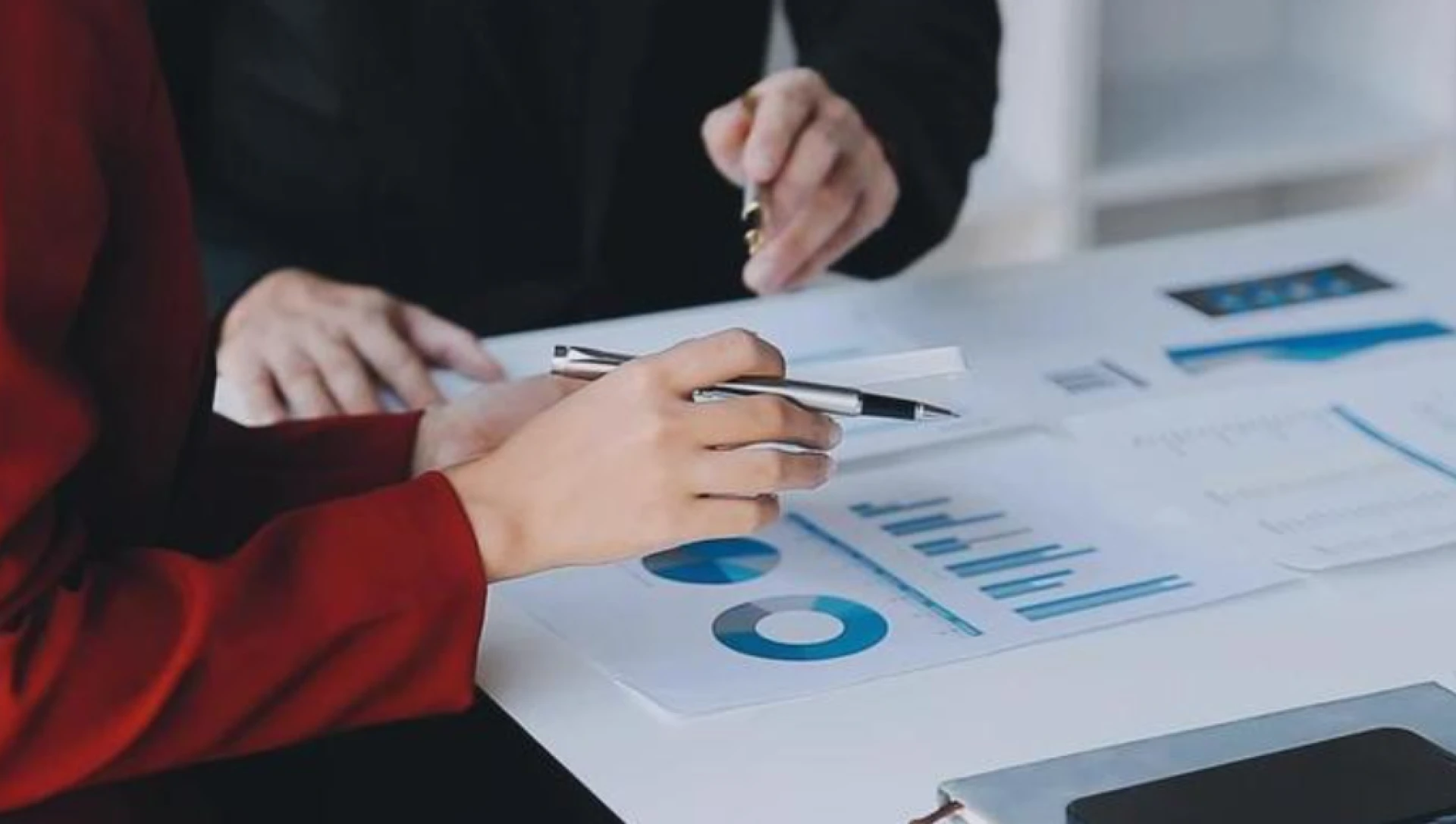 How Outsourcing Bookkeeping Can Transform Your Small Business