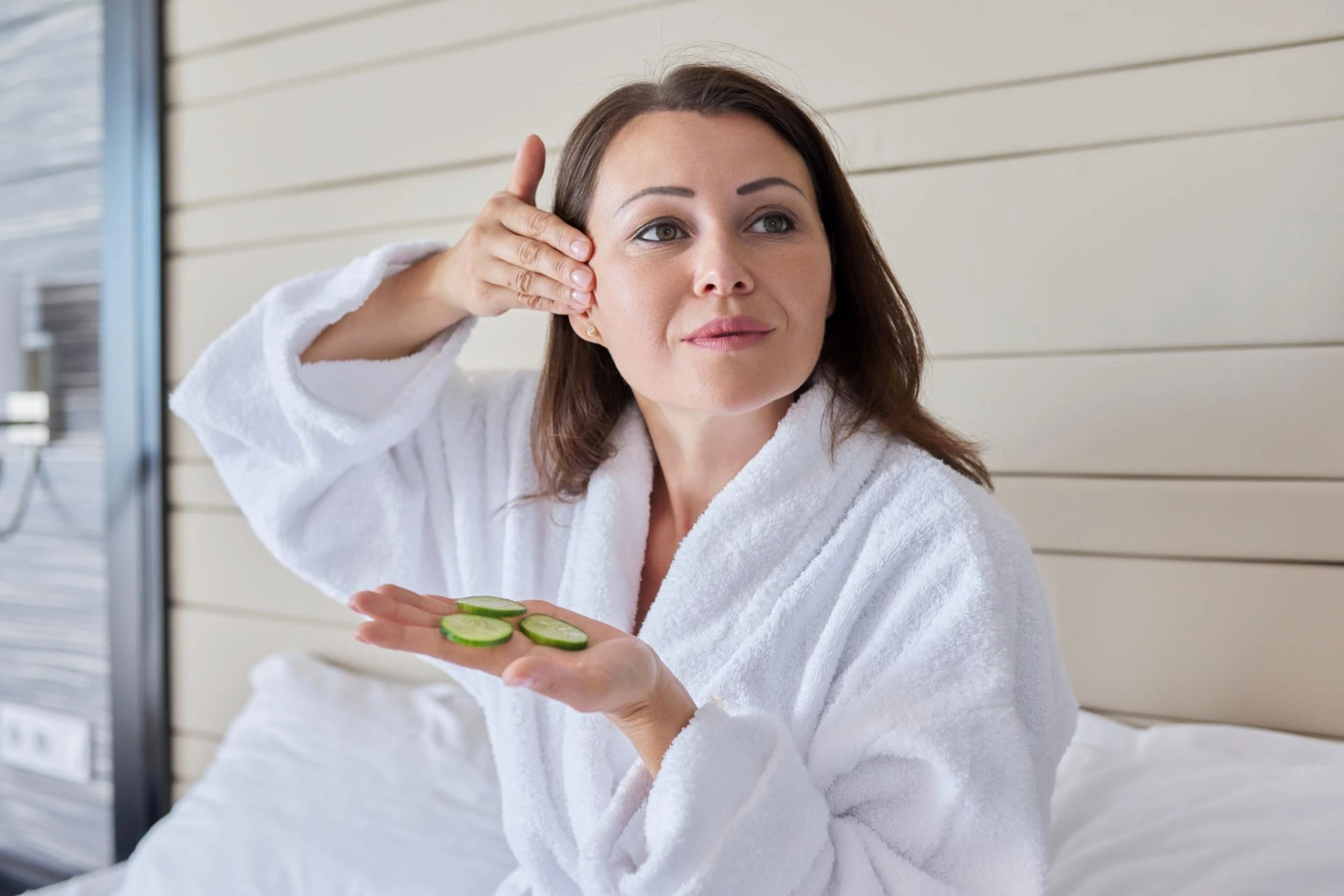 How to Brighten Dull Skin Naturally