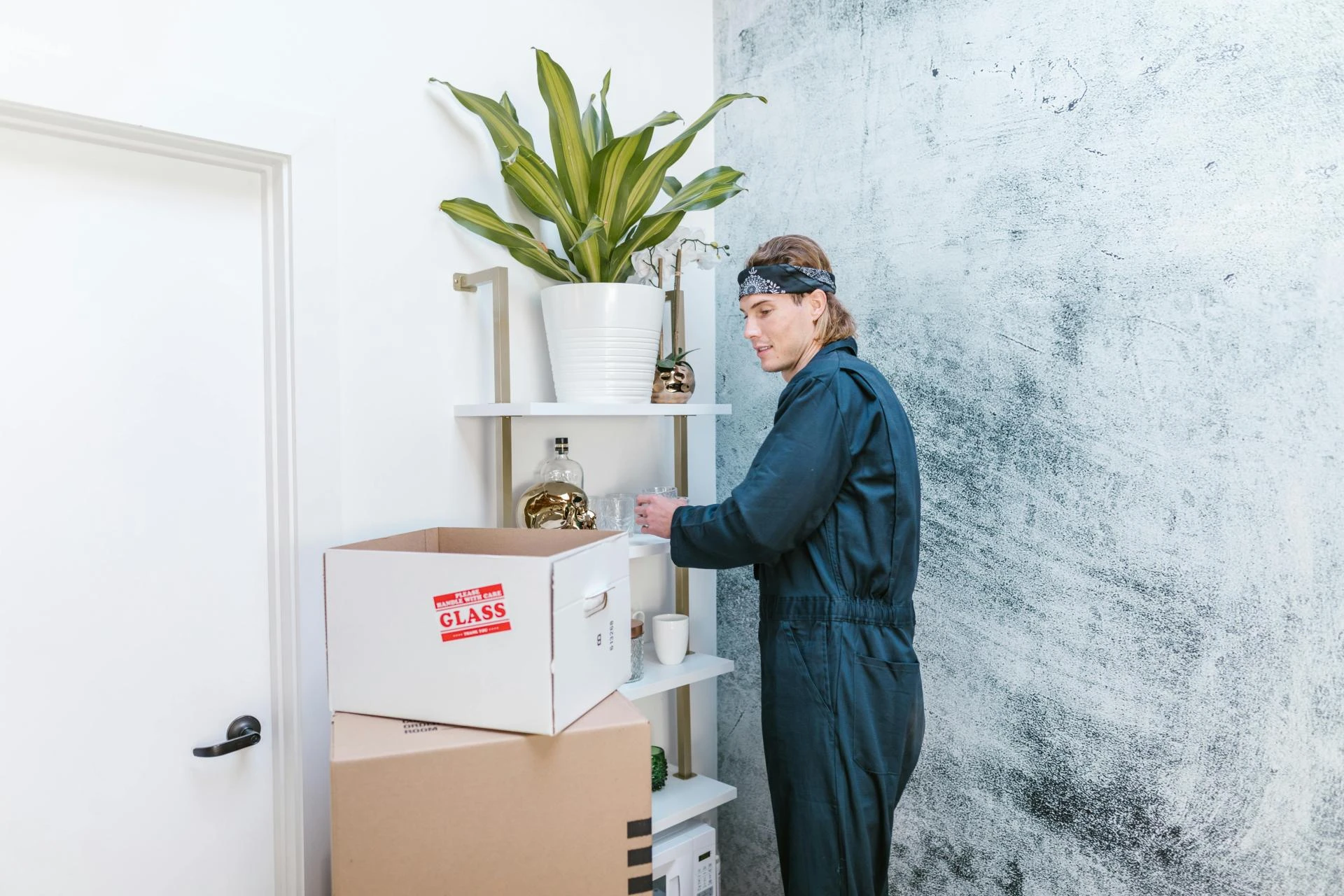 Get Smooth Moving Experience with Packers and Movers in Indore