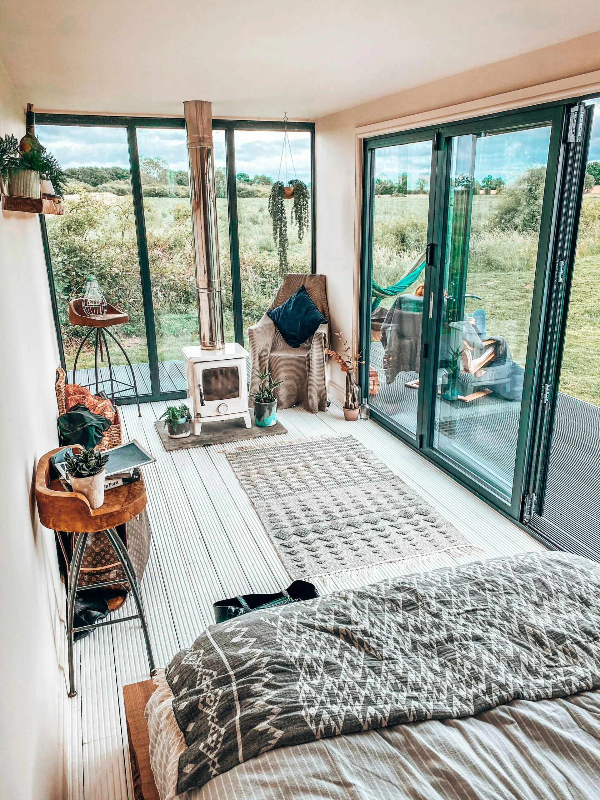 How to Expand Your Shipping Container Structure