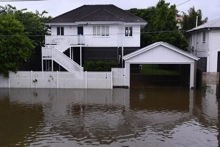 How Can I Find Reliable Water Damage Restoration Services in Brisbane?