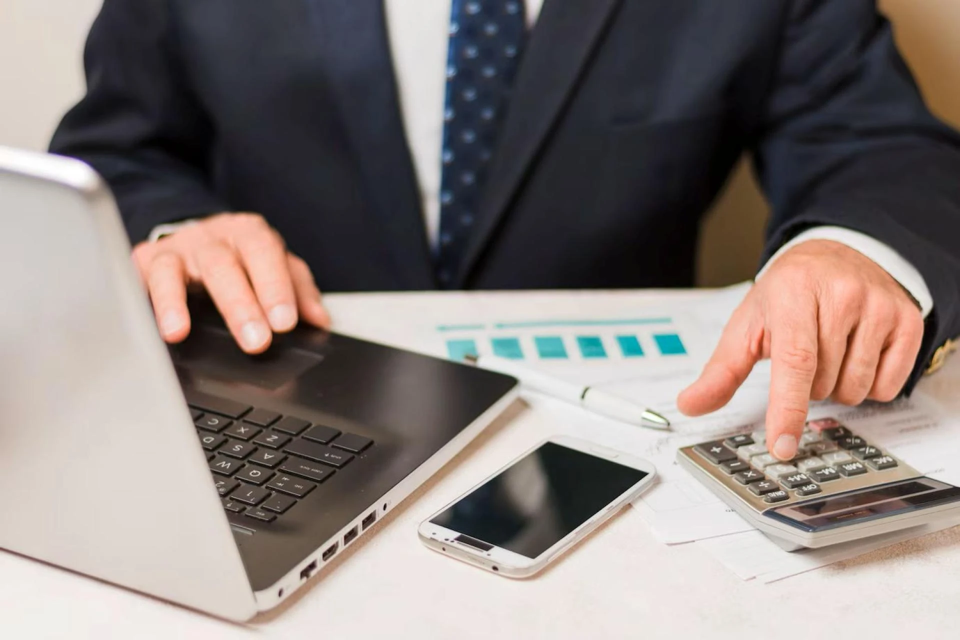 How E-Commerce Businesses Can Simplify Tax Filing Online