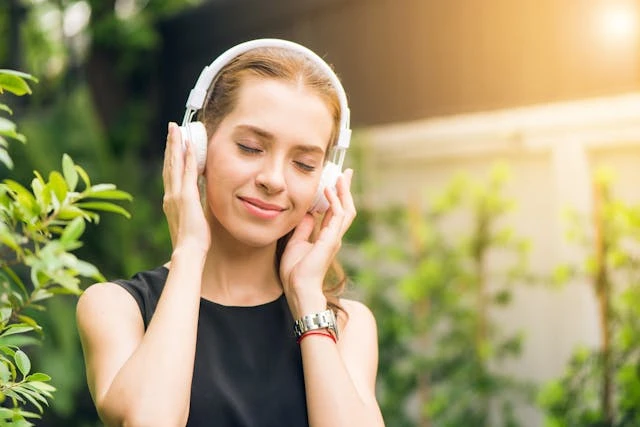 What Kind of Headset is Right for You?