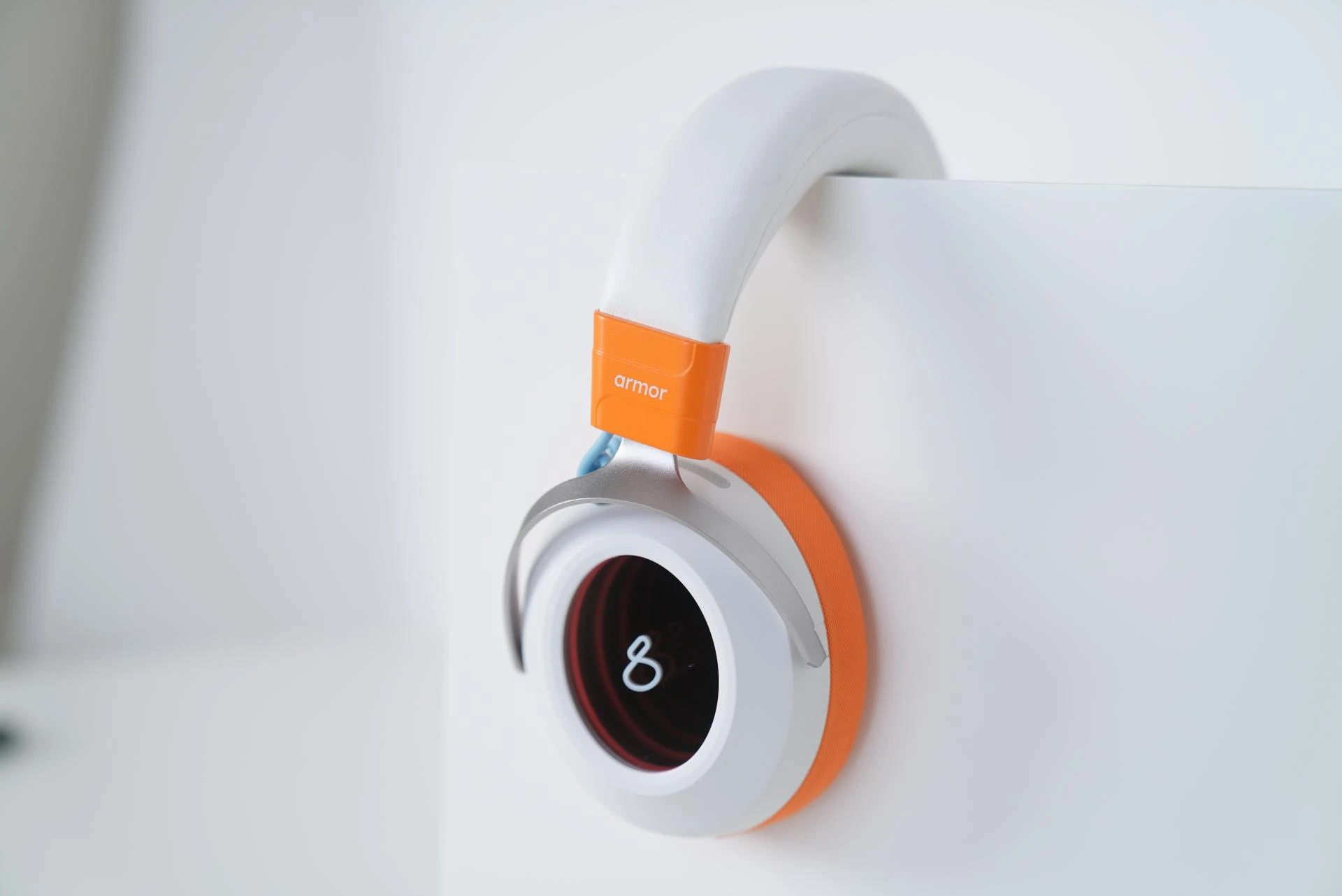Level Up Your Style with Infinity Loop Mirror Headphone