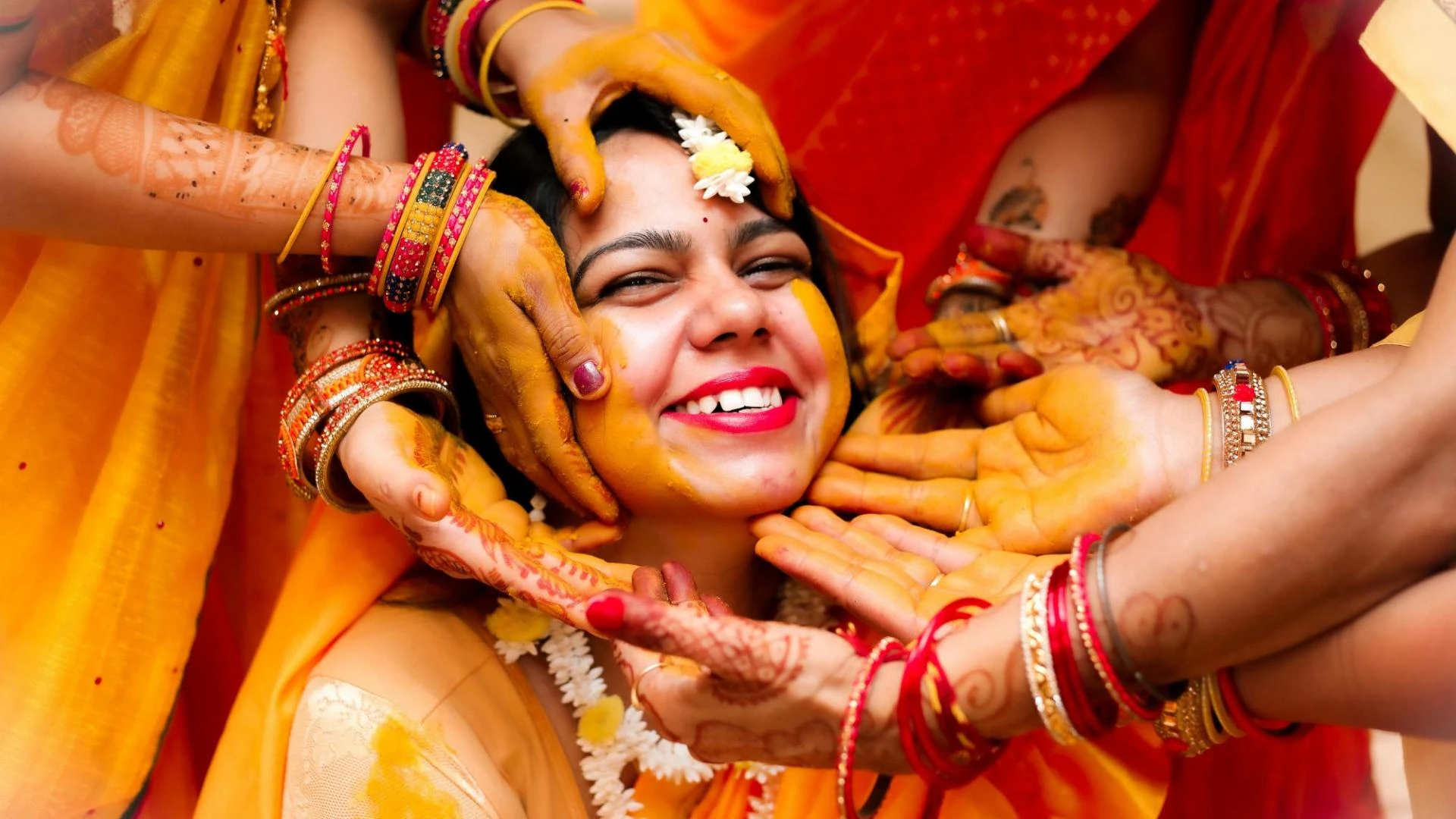 How to Add a Modern Twist to Festive Traditional Attire?